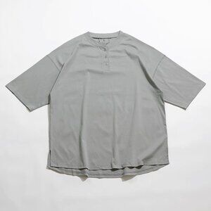 Japanese Brand "Rakuten Stay" Half Button Down T-Shirt Tunic - Size M